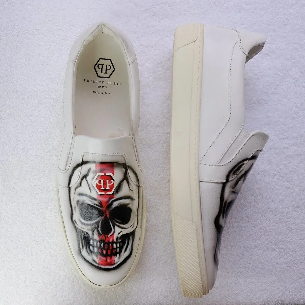 PHILIPP PLEIN SLIP ON AIRBRUSH SKULL - Picture 1 of 2